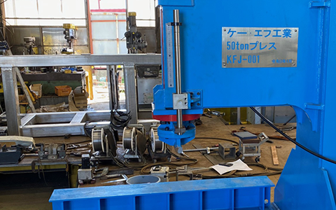 産業機器の設計、製造